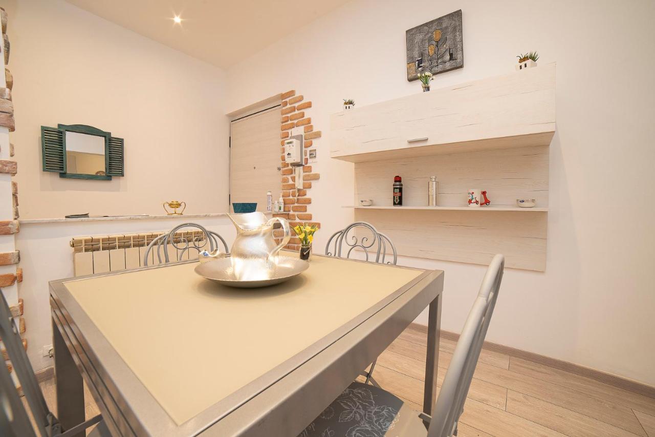 Appartamento Casa Donna Lidia Savona Esterno foto